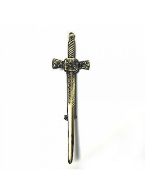 Broadsword Claymore Sword Masonic Head Kilt Pin Celtic Design Burnt Golden
